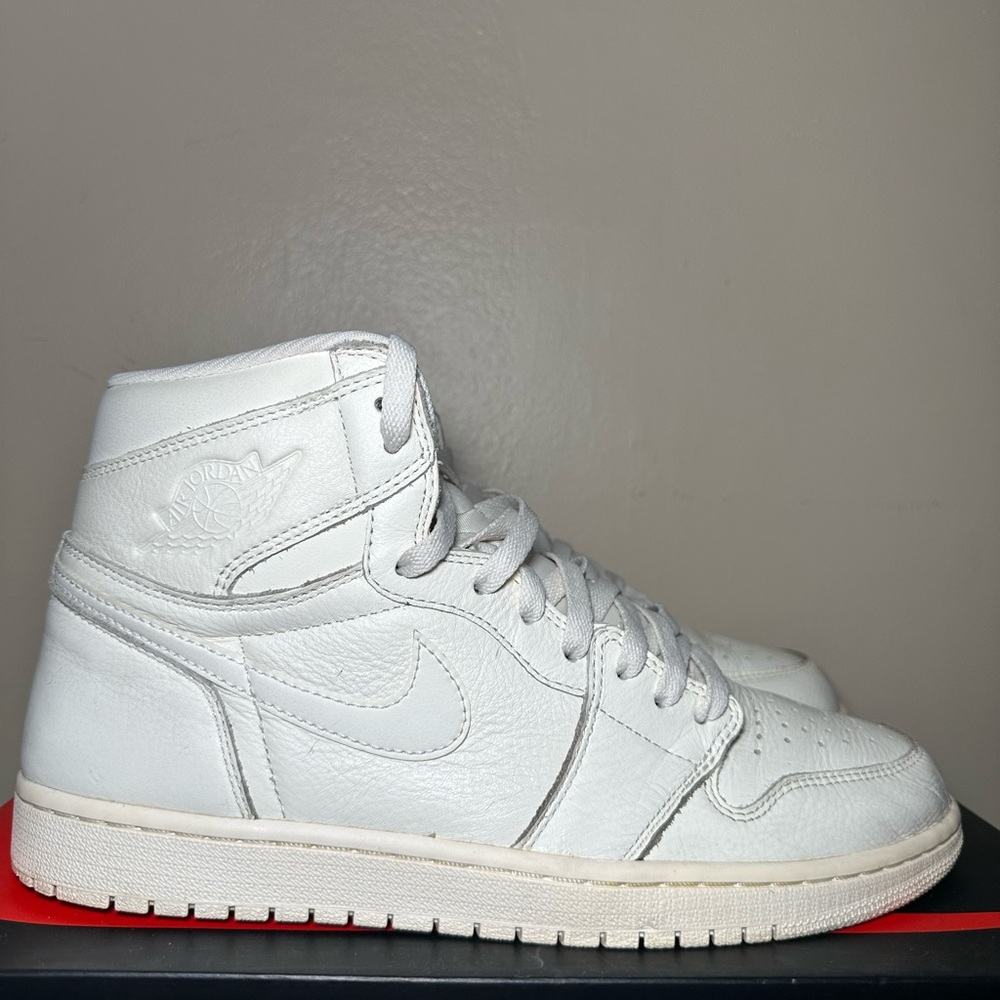 Nike Air Jordan 1 Retro High OG Sail 555088 Mens US10.5